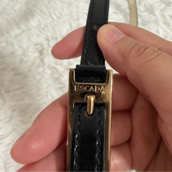Escada Black Leather Belt with Gold Buckle Size 40 - Picture 3 of 16